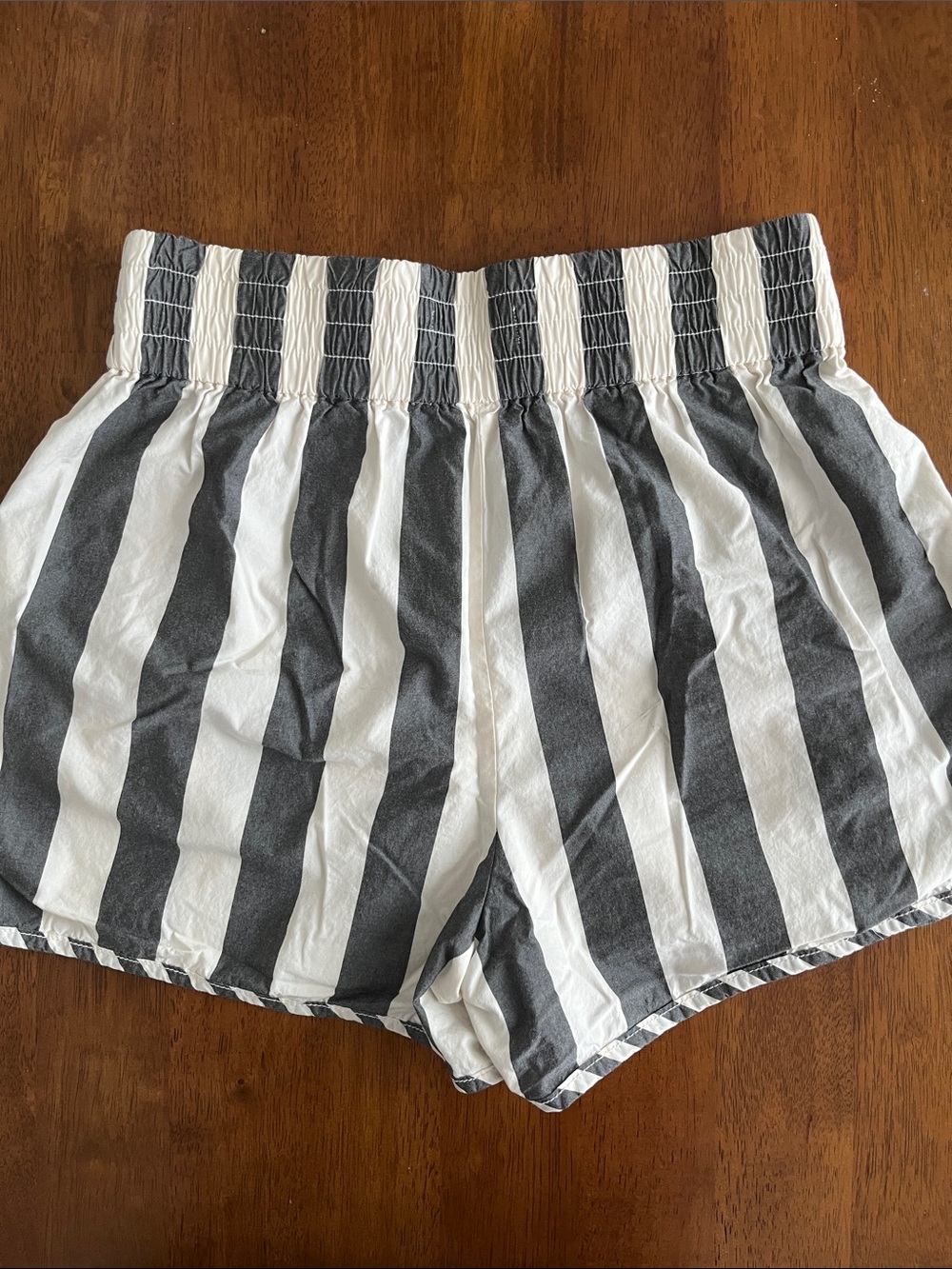 Everlane The Poplin Boxer Short - Bone / Black Small - Picture 7 of 9